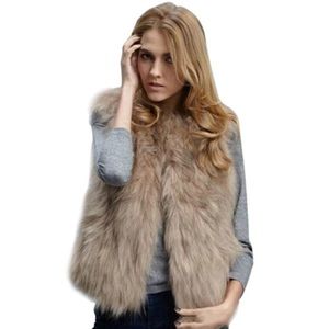 Countess NWT! Faux Fur Sleeveless Cropped Vest Size S